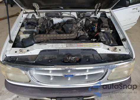 1996 Ford Explorer из США, поврежденный, VIN 1FMDU34X9TZA01402